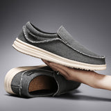 Large Size Canvas Shoes Male Lightweight Slip-on