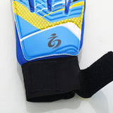 Kid&#39;s soccer goalkeeper gloves guantes de portero for children 5-16 years old soft goalkeeper gloves children riding scooters sp